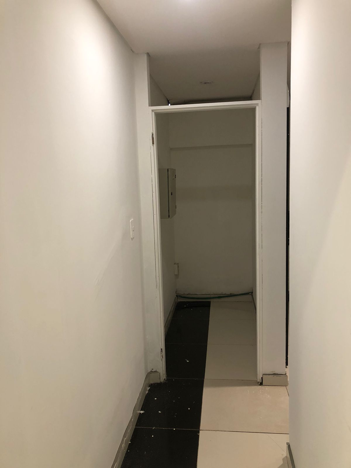 SALÓN COMERCIAL