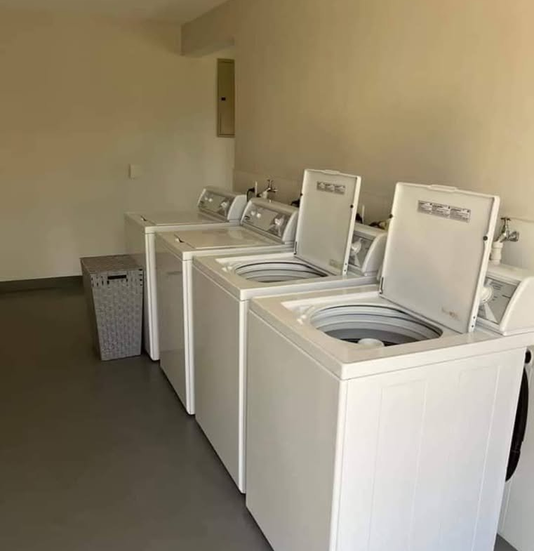 Alquiler en residencial Ykua Karanday Luque – 2 habitaciones y amplios espacios comunes